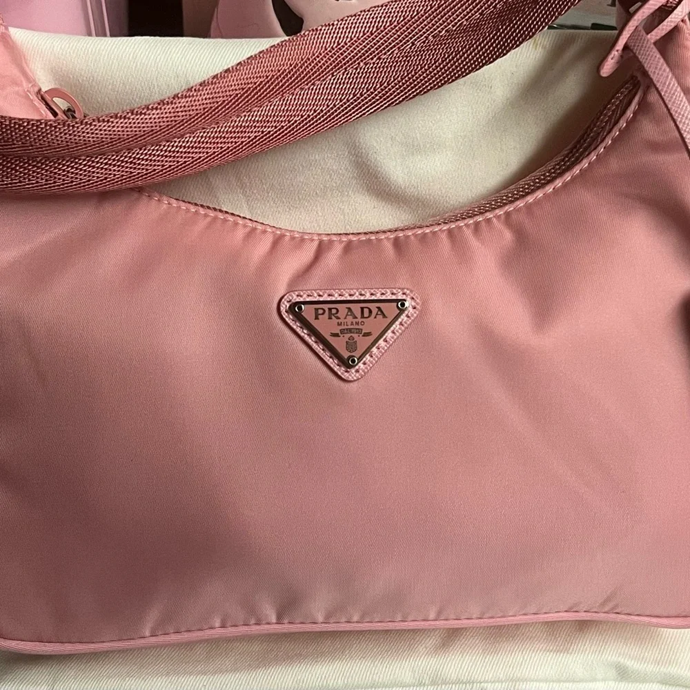 Prada Nylon Re-edition 2000 - Picture 1 of 8